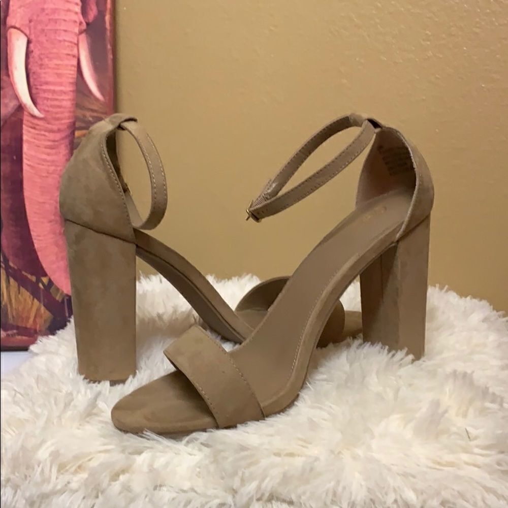 Suede heels 